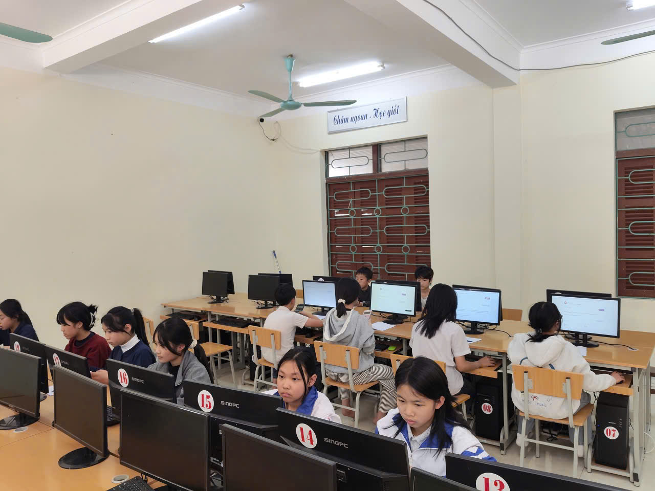 HỌC SINH TRƯỜNG THCS NÀ TẤU THAM DỰ CUỘC THI VIOLYMPIC TOÁN– KHTN CẤP TỈNH NĂM 2026